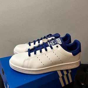 Adidas Original Stan Smith J  big kids 4
